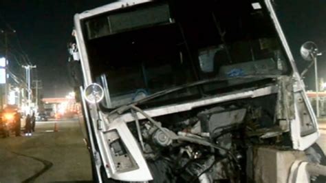 Conductor Se Queda Dormido Y Choca Cami N De Transporte En Ciudad