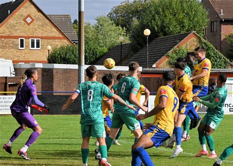 Football Alvechurch Come From Behind Twice To Draw With Berkhamsted