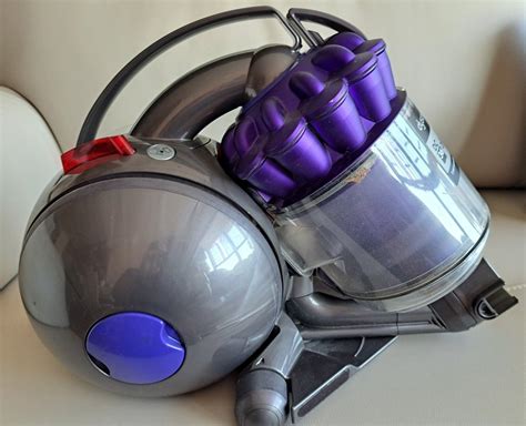 Dyson Dc Vacuum Cleaner Carousell