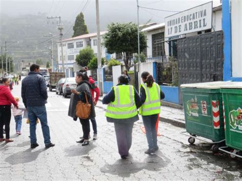 Heridos Por Explosi N Pirot Cnica En Tungurahua