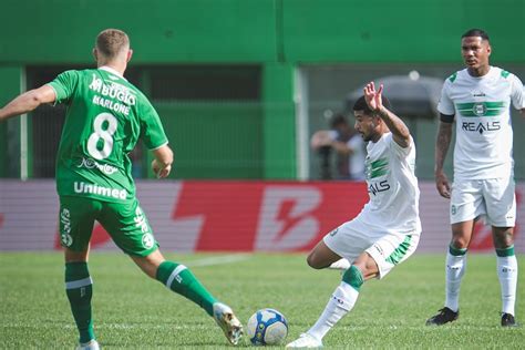 Chapecoense Vence O Coritiba E Se Garantem Na Série B