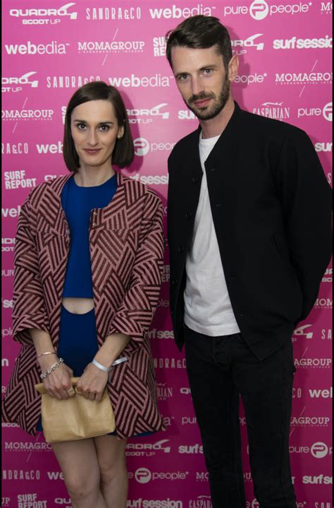 Photo Exclusif La Chanteuse Yelle Et Son Compagnon Dj Grand Marnier