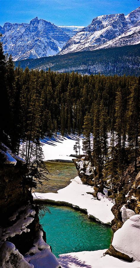 Waterfalls Alberta: Lower Sunwapta Falls