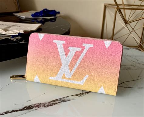 Louis Vuitton Zippy Wallet Crisandcoco Luxury Accessories