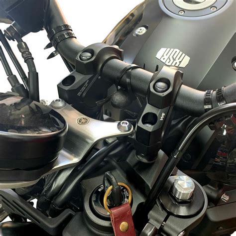 Voigt Mt Handlebar Risers Yv Mm Offset Mm Black Yamaha Xsr