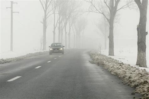 Iarna nu se dă bătută Meteorologii au emis cod galben de fenomene