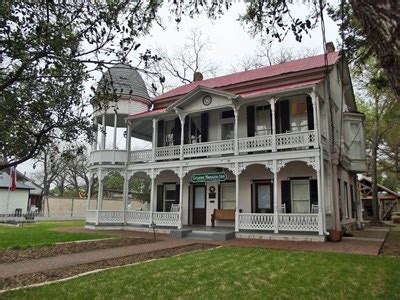 Gruene Mansion - Gruene Historic District - Gruene, TX - NRHP Historic ...