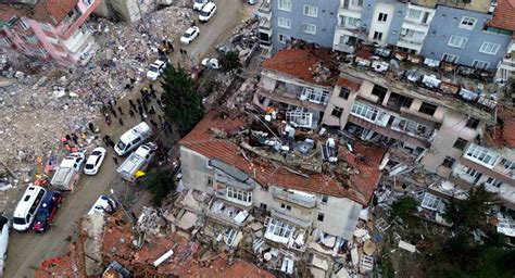 Hatay Da Ya Anan Depremin B Rakt Hasar G N Ile Ortaya Kt