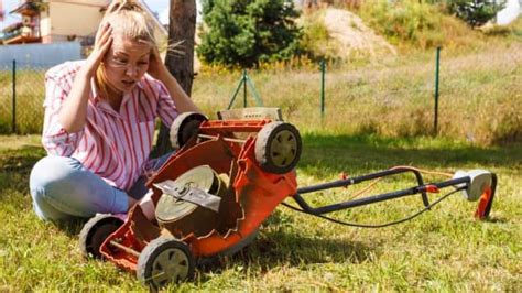 Mower Bogs Down When Blades Engaged