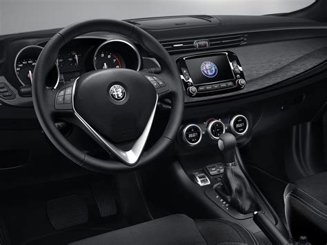 2016 Alfa Romeo Giulietta Facelift Unveiled Its Similar To The Austin