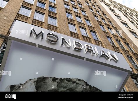 Mondrian hotel hi-res stock photography and images - Alamy