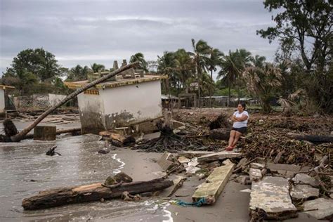 The Last Residents Of A Coastal Mexican Town Destroyed By Climate