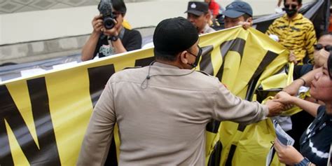 Bubarkan Aksi Tolak RKUHP Di CFD Bundaran HI Ini Penjelasan Polisi