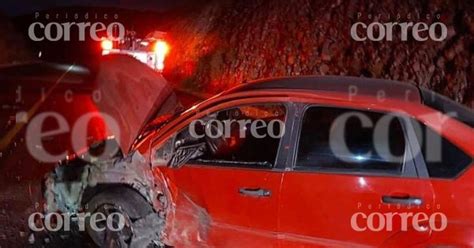 Choque En La Carretera San Miguel De Allende Querétaro Deja Dos Heridos Periódico Correo