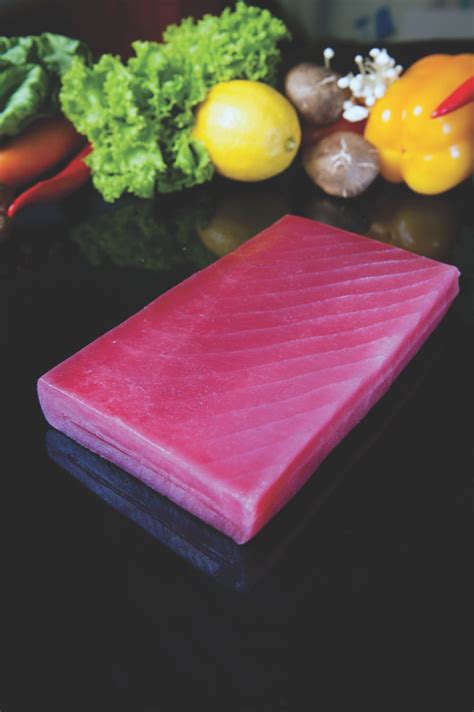 Frozen Premium Tuna Saku Aaa 500g Tuna Paradise Phuket