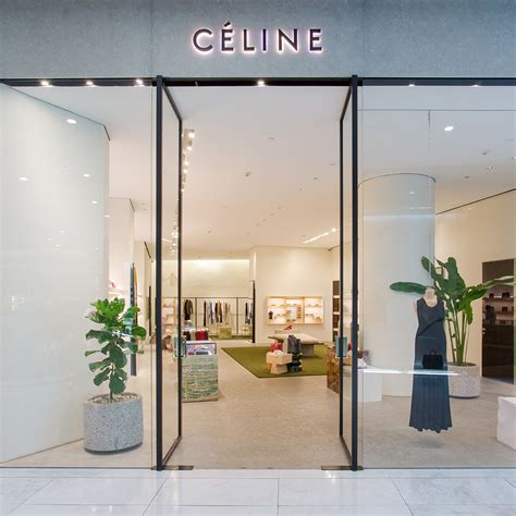 "C'eline" แฟชั่นแบรนด์หรูจากกรุงปารีส ที่ EmQuartier