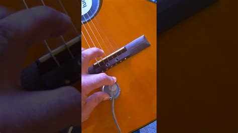 Faire Un Micro Piezo Pour Guitare Acoustique Avec Une Montre Youtube