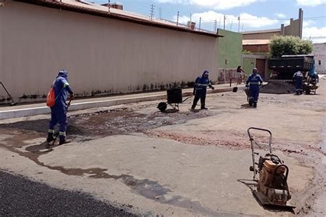 Prefeito Assis Ramos Avan A Infraestrutura Nos Bairros De