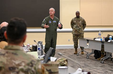 Commander’s Course Preps Commanders And Spouses Air Force District Of Washington Article Display