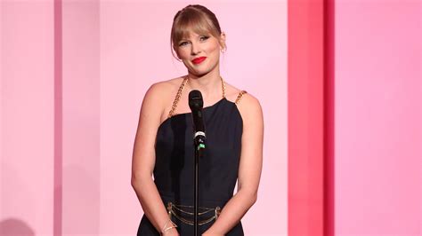 Taylor Swift’s Best Speeches at Awards Shows