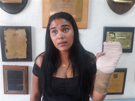 Dama Denuncia Agresión Física Por Parte De Varias Vecinas Que Le Fracturaron La Muñeca Y Que