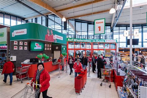 Bayreuth hagebaumarkt mit Floraland wiedereröffnet