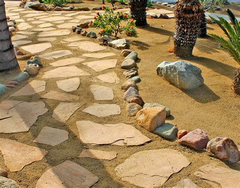 Flagstone Decomposed Granite Dg Walkway Garden Los Angeles By