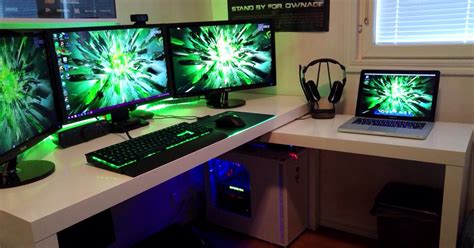 Green Black White Gaming Setup Bedroom Gaming Setup Gaming Desk Setup