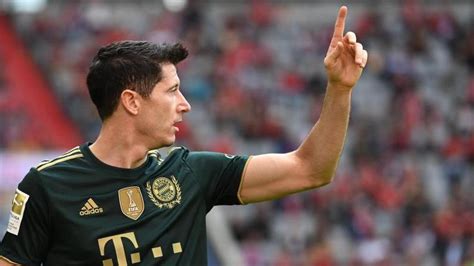 Bundesliga News Lewandowski erhält Goldenen Schuh