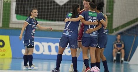 Stein Cascavel Futsal Feminino Campe O Da Supercopa Do Brasil De