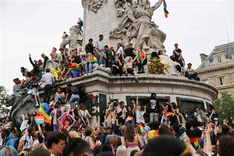 Arc De Triomphe Pride 2024 Lorri Malvina