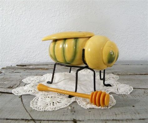 Vintage Bee Honey Jar Etsy Honey Jar Vintage Bee Bee Decor