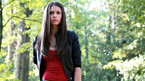 As Luce La Actriz Nina Dobrev A A Os Del Final De La Serie The