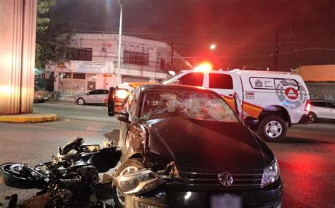 Monterrey Motociclista Queda Lesionado Tras Choque Con Auto