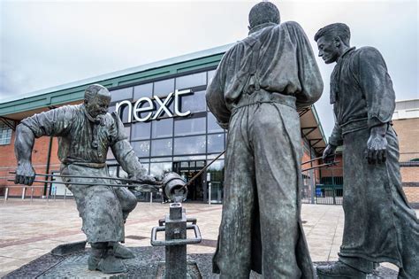Meadowhall Meadowhall Centre The Management Suite 1 The Oasis In