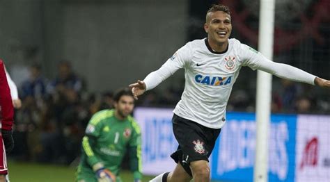 Paolo Guerrero Va Por Su Tercer Titulo Con El Corinthians Serperuano