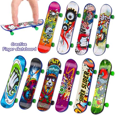 ใหม่ Mini Finger Skateboard Fingerboard Finger Scooter Skate Boarding
