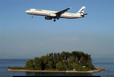 Sx Dvz Aegean Airlines Airbus A Photo By Jan Seler Id