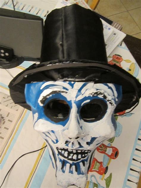 Hatbox Ghost Costume 4 Steps Instructables