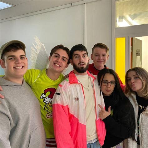 Pin By Alex Galloway On Heartstopper It Cast Cute Gay Casting Pics