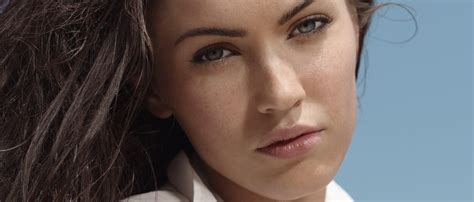 X Resolution Megan Fox Brunette Actress X Resolution Wallpaper Wallpapers Den