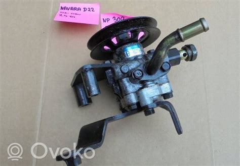 Nissan Navara D22 Pompe de direction assistée 52 40 OVOKO