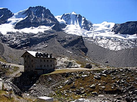 Parco Nazionale Gran Paradiso Les Sentiers Du Parc Refuge Chabod