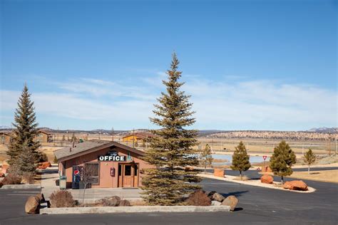 Bryce View Lodge, part of the Ruby’s Inn Resort in Bryce Canyon | Best Rates & Deals on Orbitz