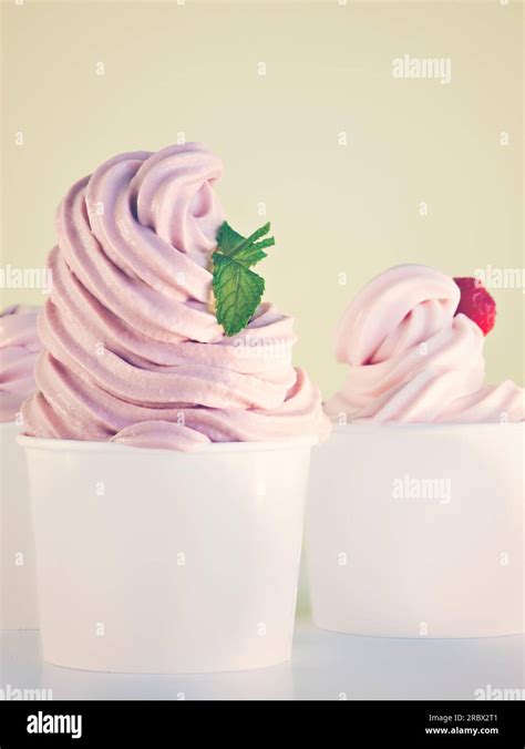 Frozen Soft Serve Yogurt Stock Photo Alamy