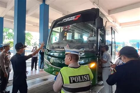 Unit Bus Ditilang Dan Akap Dikandangkan Usai Inspeksi Keselamatan