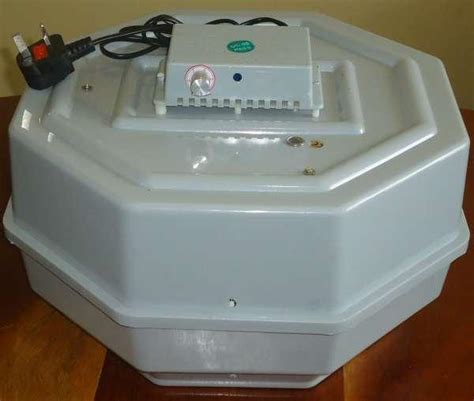 60 Capacity Egg Incubator Eggs Incubators In Kenya 0727087285