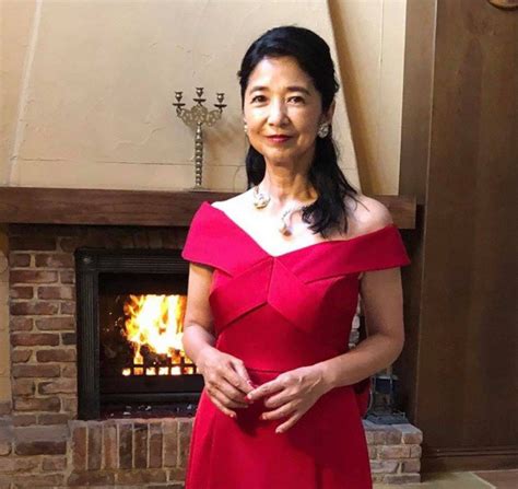 Tự tin diện bikini táo bạo nữ diễn viên Nhật Bản gây sốt vì thân hình nảy nở