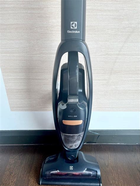 Electrolux cordless vacuum cleaner, TV & Home Appliances, Vacuum ...