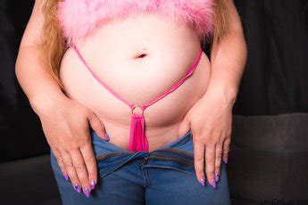 Lovely Babe Lana Del Lust Showing Her Fat Ass While Posing Photos